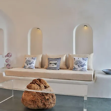Lava Caves Tatil Evi Oia